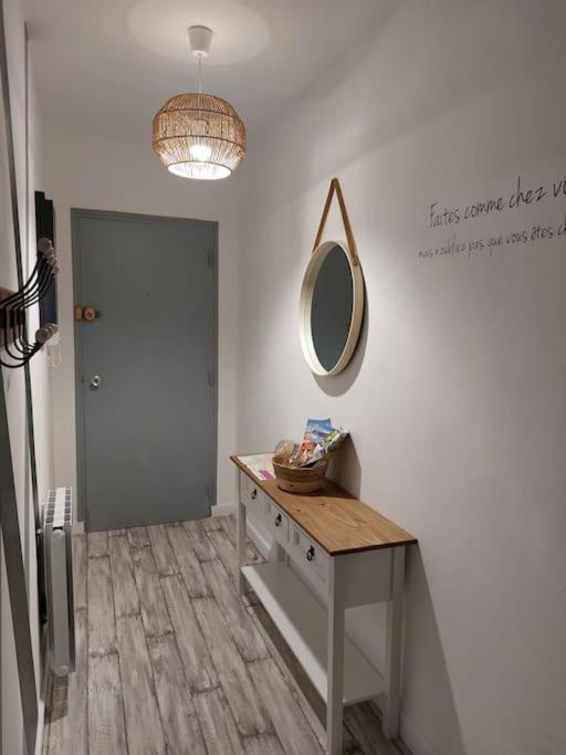 Appart Hyper Centre- Parking Appartement Vierzon Buitenkant foto